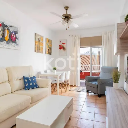 Koti - Plaza Chinorros Apartment *