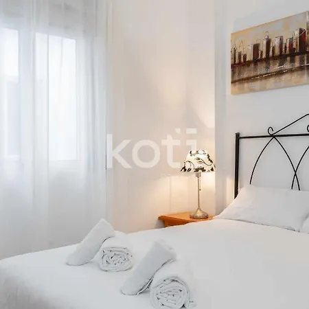 Apartment Koti - Plaza Chinorros