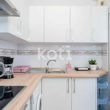 Apartment Koti - Plaza Chinorros Fuengirola
