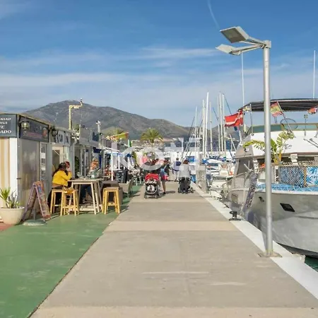 Koti - Plaza Chinorros Fuengirola