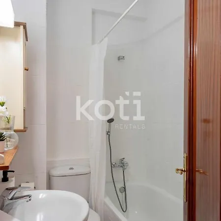 Koti - Plaza Chinorros Apartment *