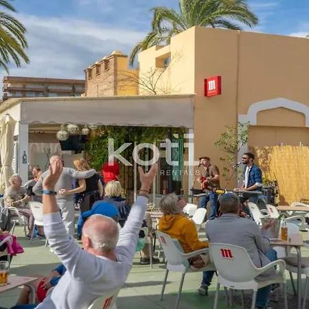 Koti - Plaza Chinorros Apartment Fuengirola